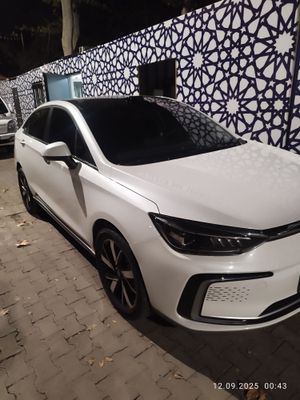 Beijing EU5 EV-405