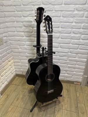 Yamaha C40/ Belcat Acoustic Black Cutaway