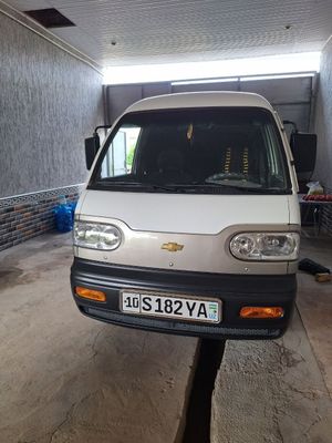 Damas xolati yaxshi narxi 6000$ yili 2021