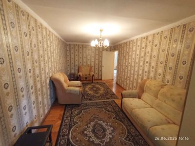 Продается 3 ком квартира прямо метро Максим Горкий
