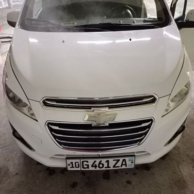 Chevrolet Spark sotiladi