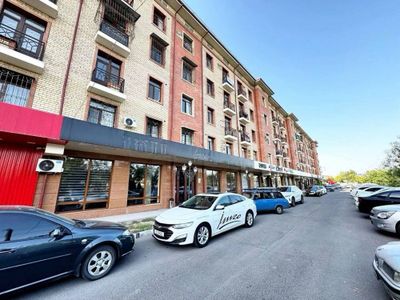 Продажа!! Нежилое помещение вдоль дороги.Golden Hous семейный 1я линия