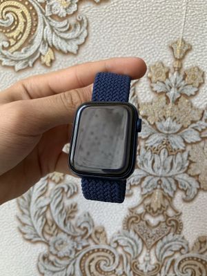 Iwatch 6 44 mm sotiladi