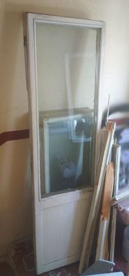 Бесплатно деревянные откосы и дверь