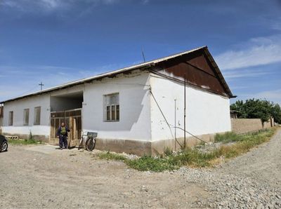 UY SOTILADI Sherobod tumani