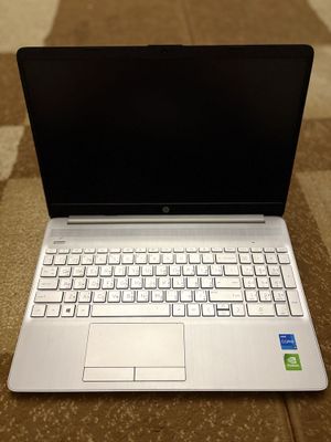 Hp core 5 noutbuk sotiladi