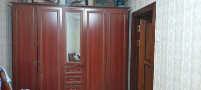 Шкаф шифонер для спальной
