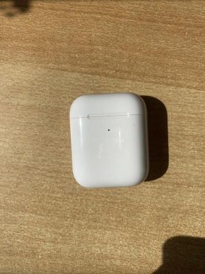 Продается Airpods 2.2 срочно!!!