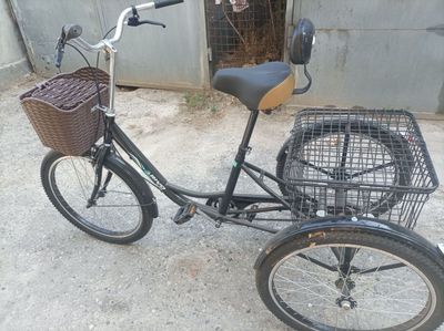 Трёх колёсный взрослый велосипед