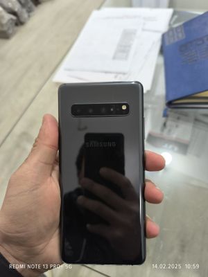 Samsung s10+5G sotiladi 8gb ga 512gb