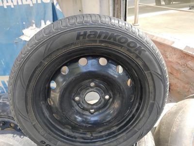 15 lasetti zapaska sotiladi