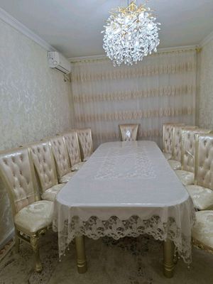 стол и стулья комплект новый
