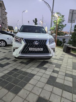 Lexus GX 460 xolati yaxshi
