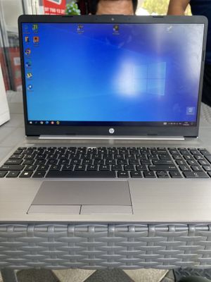 Nootbuk hp srochna sotiladi