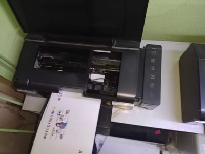 Epson L800 печатает быстро картинки, рефераты