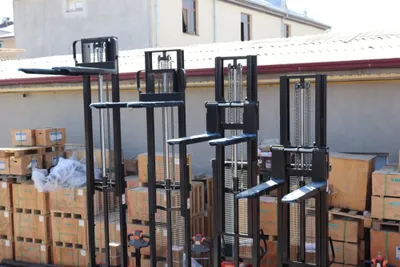 Полуавтомат электрический штабелер кара подемник Heli 3,5 м 1,5 тонн