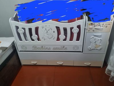 Детская кроватка