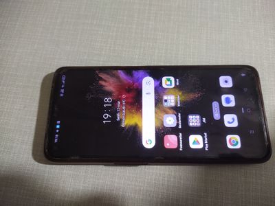 Oppo a 54 sotiladi Yangiday