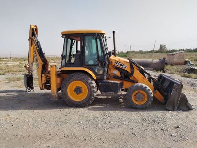 Ekskavator JCB