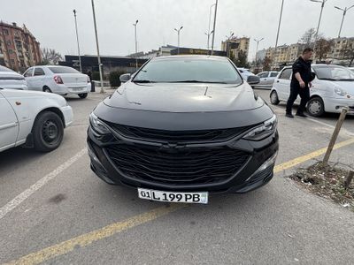Продаю свою MALIBU 2 турбо 17.000пробег!