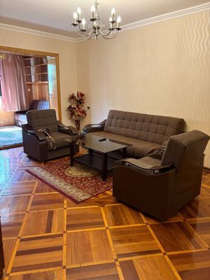 Сдаётся 2/2/6 Кары-Ниязи (ор-н Дархан )