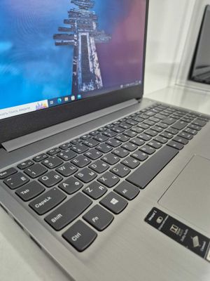 Lenovo. O'qituvchi va talabalar uchun
