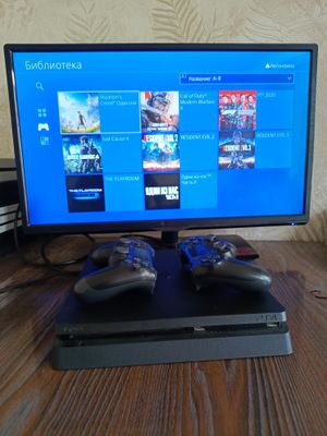 Ps4 slim 1 Terabayt sara oʻyinlarinva 3 oy garantiyasi bor