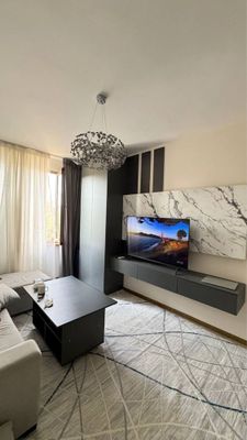 Olmazor City 2 xona Sherichiliga 2 ta qiz olinadi