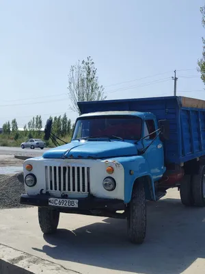 Gaz 53 samasval sotiladi