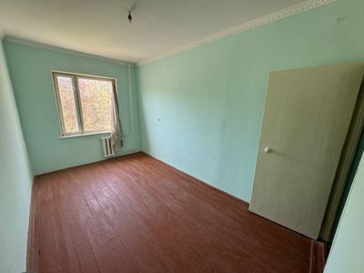 КВАРТИРА СОТИЛАДИ Қарши шахри 6-митти туманда