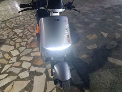 ducasu skuteri