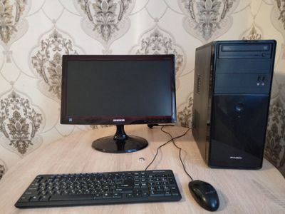 Samsung S20C300BL