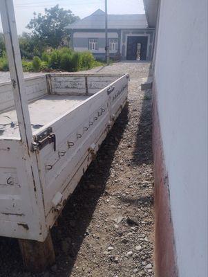 Isuzu Bortovoy kuzov sotiladi