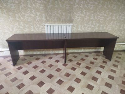 Укув партаси иккита