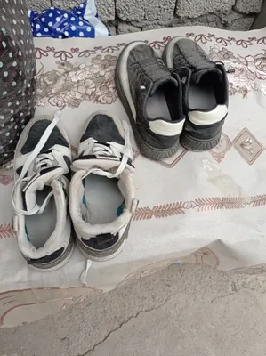 Отдам даром обувь