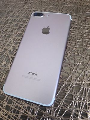 Продам iPhone 7 Plus 128 GB Rose Gold
