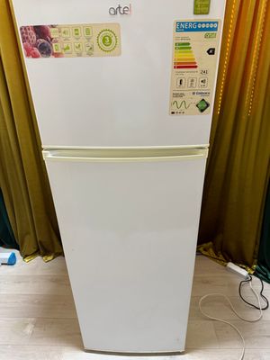 продоёца холодильник в хорошем состояние