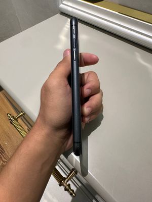 iPhone 11 bez feys srocna sotladi