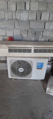 Konditsioner sotiladi B/U