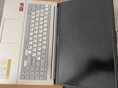 Asus Vivobook GO 14/15 8/512 GB Ryzen 5 7000