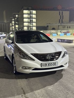 Hyundai Sonata YF