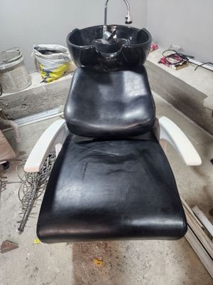 Salon bosh yuvish uchun krislo
