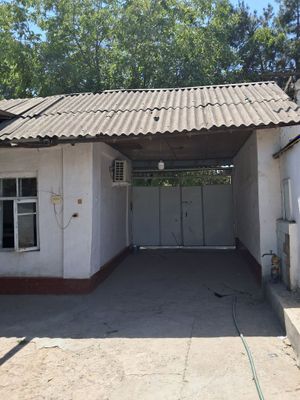 Уй ховли сотилади янгийулда