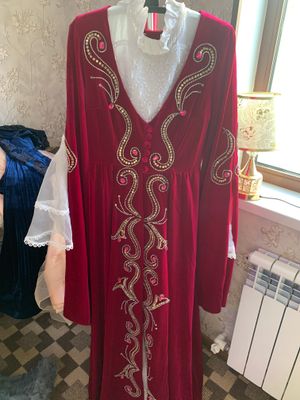 S M razmer 200 mingdan 2 yo 3 marta kiyilgan