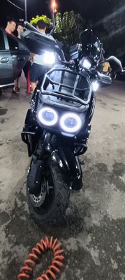 Moto skuter usta