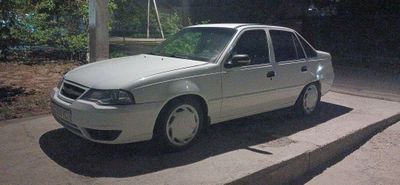 Nexia 2 2014 sotiladi xolati zo'r