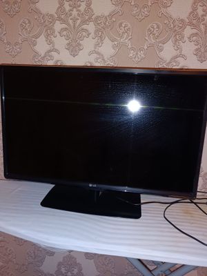 LG 32 TV smart emas
