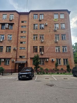 Продаётся 3 комнатная 110м2 улица Бобура