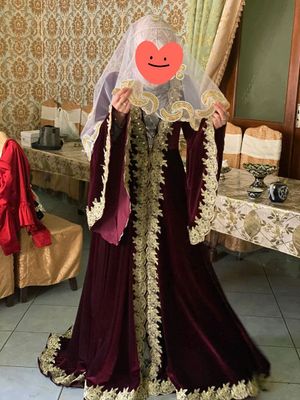 ансамбль 1 марта кийилган.