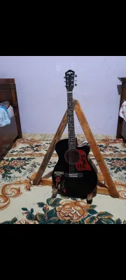 гитара продаёотса